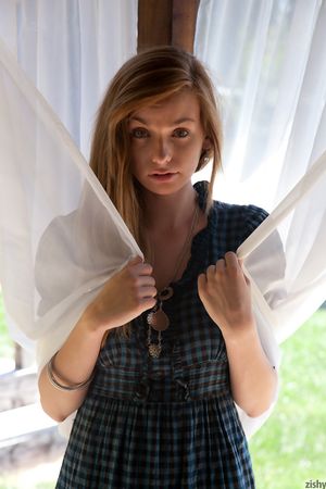 Courtney Laudner Warm Sounds Zishy