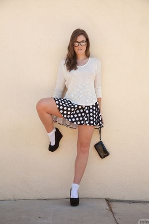 Eden Young Beauty Worship Zishy