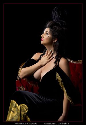 Scarlett Morgan Big Boobs Parisian Nude Muse