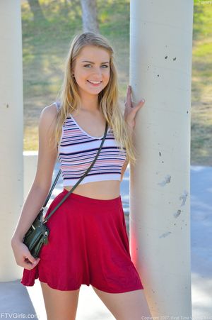 Harley FTV Girls Kinky At The Park