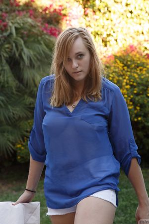 Deirdre Collins Powerful Shower Zishy