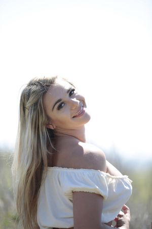 Tahlia Paris Sexy Meadow Girl