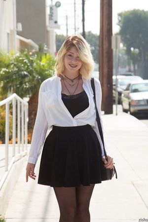 Madison Sage Halloween Cream Zishy