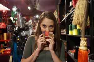 Nickey Hunstman That New Girl Zishy