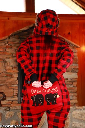 Sexy Pattycake Bear Cheeks nude pics