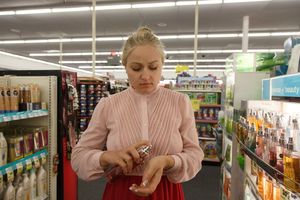 Ira Greene Fun Girl Long Hair Flashing Zishy