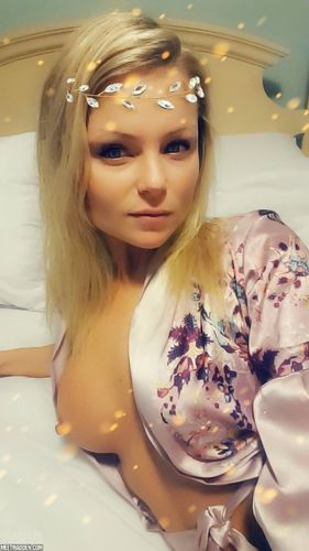 Meet Madden Topless Snaps nude pics