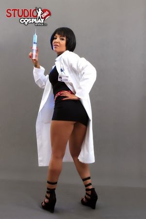 Mea Lee Takemi Cosplay Erotica