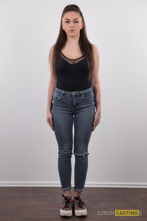 Adela Nude Pics and Porn