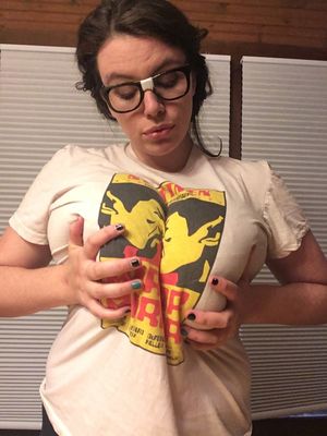 Lovely Lilith Nerdy Girl