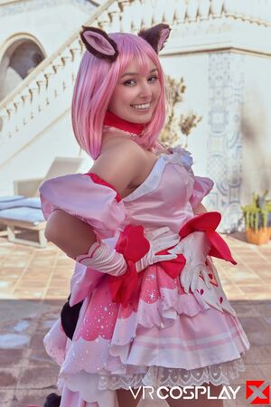 Leana Lovings in Tokyo Mew Mew at VR Cosplay X