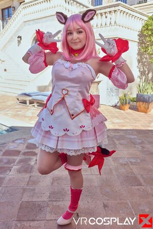 Leana Lovings in Tokyo Mew Mew at VR Cosplay X