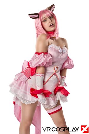 Leana Lovings in Tokyo Mew Mew at VR Cosplay X