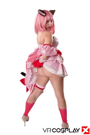 Leana Lovings in Tokyo Mew Mew at VR Cosplay X