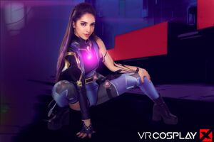 Madison Wilde in Valorant Reyna at VR Cosplay X