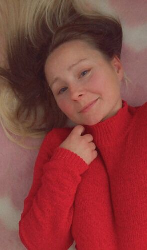 Sexy Pattycake in Monday Morning Selfies