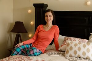 Claire Mandeville Nude Pics and Porn