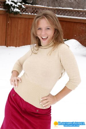 Dawson Miller in Cozy at This Years Model