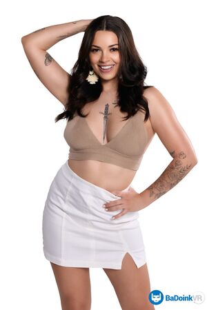 Bella Luna in La Vita E Bella at BaDoinkVR