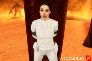 Ailee Anne in Star Wars Attack Of The Clones at VR Cosplay X