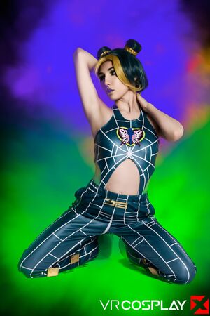 Maya Woufle in Jojos Bizarre Adventure at VR Cosplay X