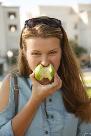 Tatiana Penskaya in Likes Them Apples at Zishy