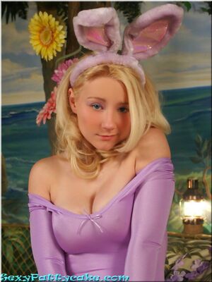 Sexy Pattycake In Bunny Cosplay