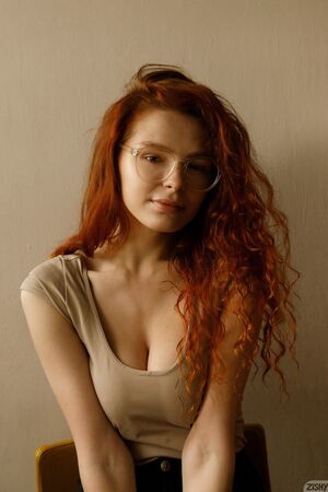 Kari Pitinova in Key To My Hearts at Zishy