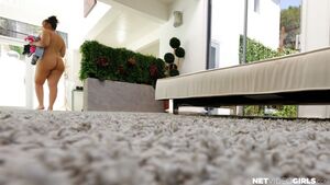 Sarah in Thick Thighs And Pretty Eyes at Net Video Girls