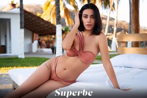 Danny Hernandez in Pacific Blue at Superbe