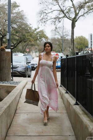 Soledad Lomas in I Can Make You Feel Better on Zishy