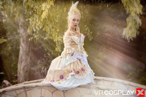 Braylin Bailey in Marie Antoinette at VR Cosplay X