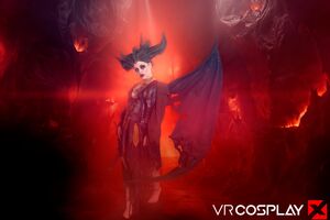 Anna Claire Clouds in Diablo IV Lilith at VR Cosplay X