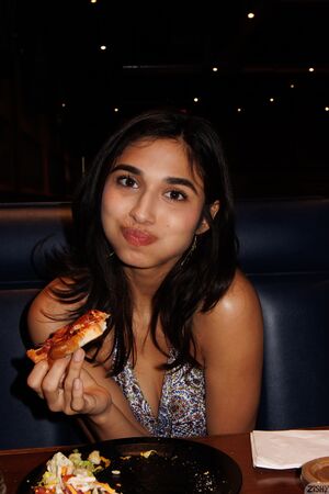 Reina Rae in Girls and Pizza at Zishy