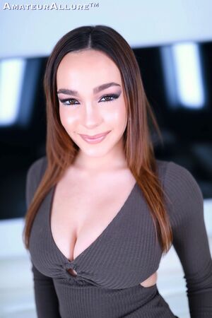 Rissa May in A Beautiful 18 Yr Old With 32DDs Sucking Fucking And Swallowing at Amateur Allure