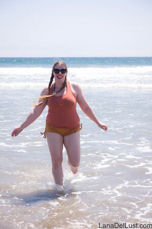 Lana Del Lust in Walk Along The Water