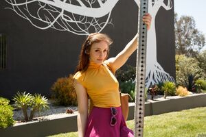 Diana Mackie in Curb Your Lion at Zishy