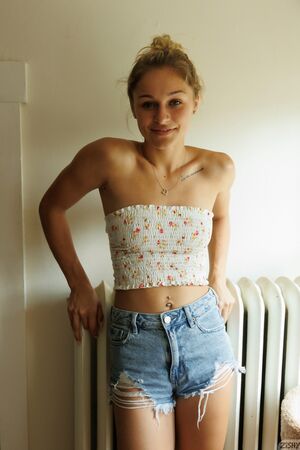 Jezebel Madd in Only In America 2 at Zishy