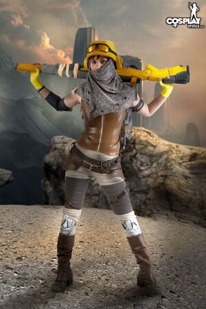 Marylin in ReCore at Cosplay Erotica