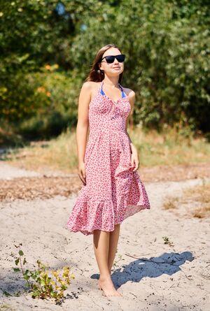 Yenn Cat in Waterbreak at MetArt