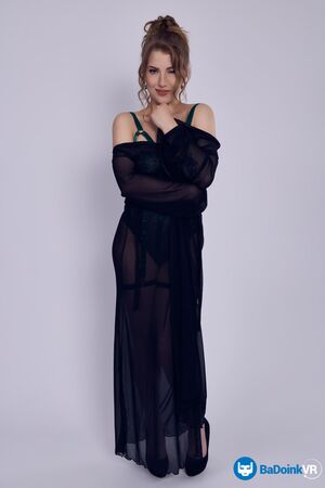 Octavia Red in Pampering & Pumping at BaDoinkVR