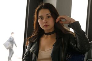 Miki Pedangen in Café Naturale at Zishy