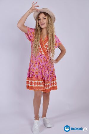 Daisy LaVoy in Risque Reports at BaDoinkVR