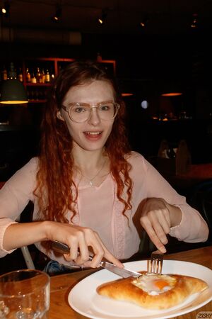 Kari Pitinova in Arm Wrestles Wife at Zishy