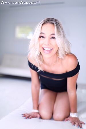 Kelsey Kane in A Sexy Bartender That Loves Dick and Swallowing Cum at Amateur Allure