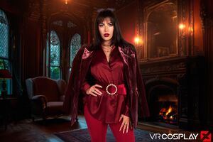 Gal Ritchie in The Gentlemen A XXX Parody at VR Cosplay X