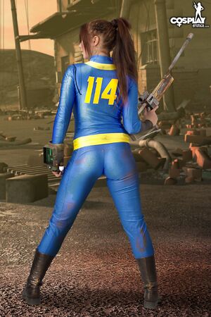 Nia in Commonwealth at Cosplay Erotica