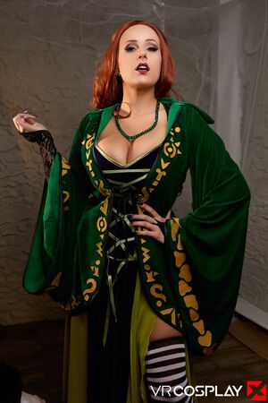 Angel Wicky, Valentina Nappi and Zazie Skymm in Hocus Pocus A XXX Parody Remastered at VR Cosplay X