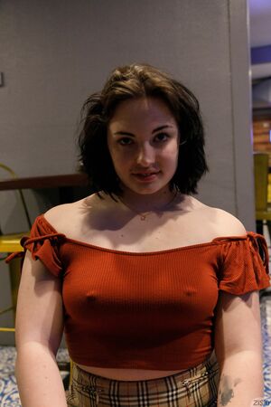 Jenna Phillips in Papalote Portraits at Zishy