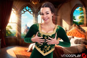Rissa May in Shrek Princess Fiona A XXX Parody at VR Cosplay X